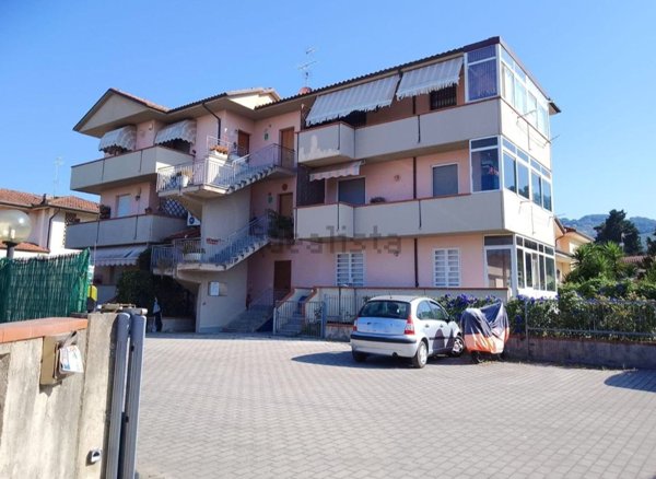 appartamento in vendita a Massarosa in zona Piano di Conca