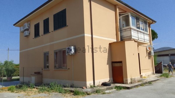 casa semindipendente in vendita a Massarosa