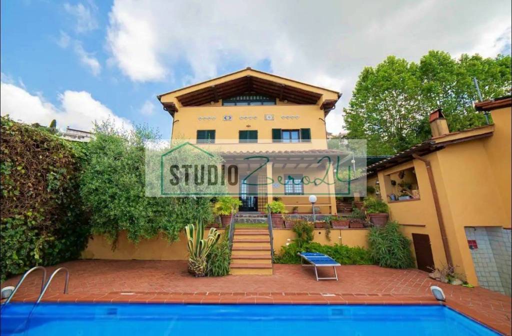 casa indipendente in vendita a Massarosa in zona Corsanico