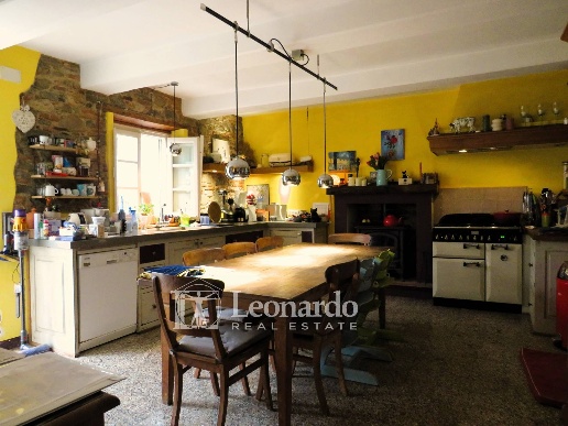 casa indipendente in vendita a Massarosa