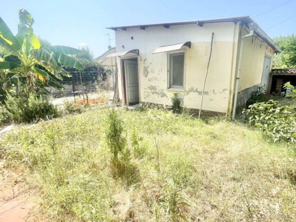 appartamento in vendita a Massarosa in zona Bozzano