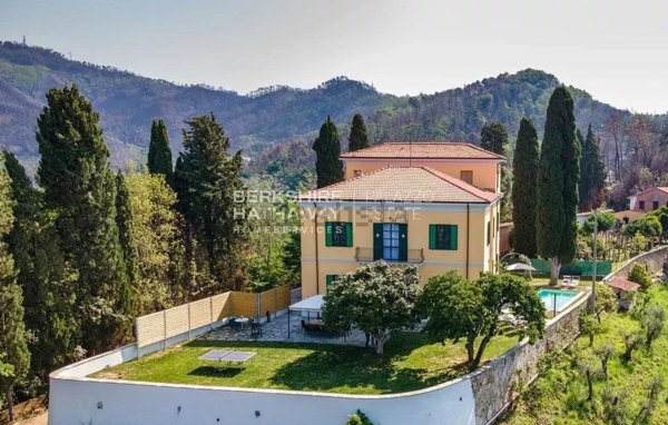 casa indipendente in vendita a Massarosa
