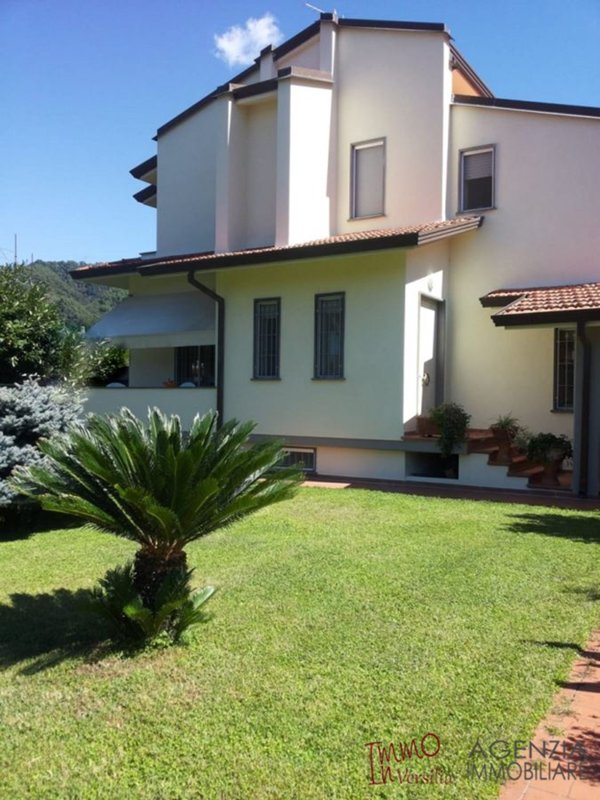 casa indipendente in vendita a Massarosa in zona Stiava