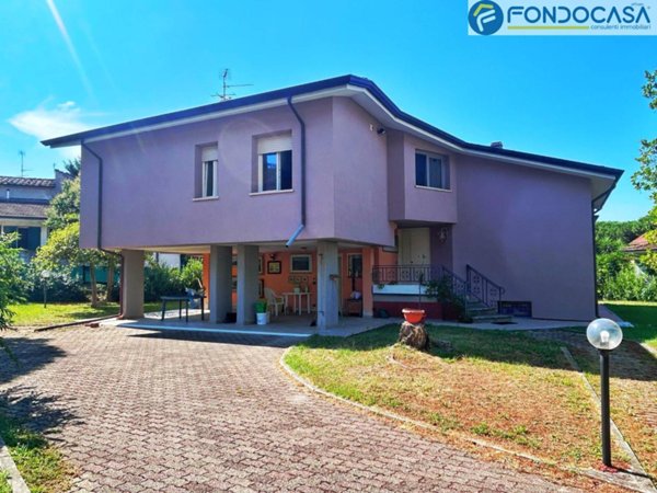 casa indipendente in vendita a Massarosa in zona Stiava