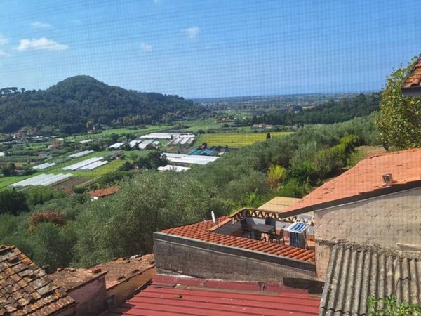 casa indipendente in vendita a Massarosa in zona Stiava