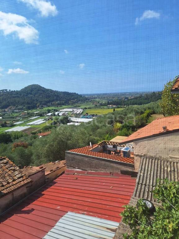 casa indipendente in vendita a Massarosa in zona Stiava