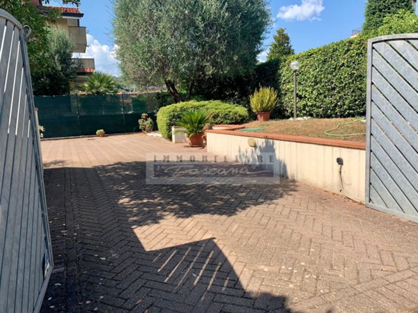casa indipendente in vendita a Massarosa