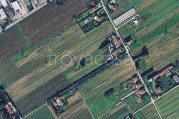 terreno edificabile in vendita a Massarosa in zona Piano di Mommio