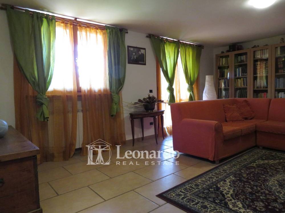 casa indipendente in vendita a Massarosa in zona Bozzano