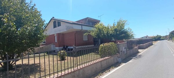 casa indipendente in vendita a Massarosa in zona Bozzano