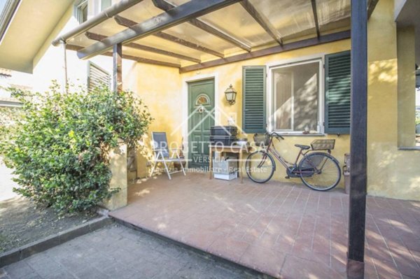casa indipendente in vendita a Massarosa in zona Stiava