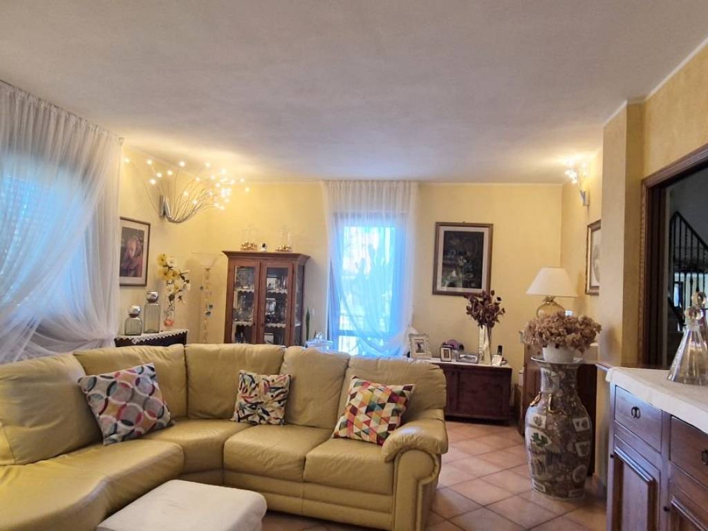 casa indipendente in vendita a Massarosa in zona Quiesa