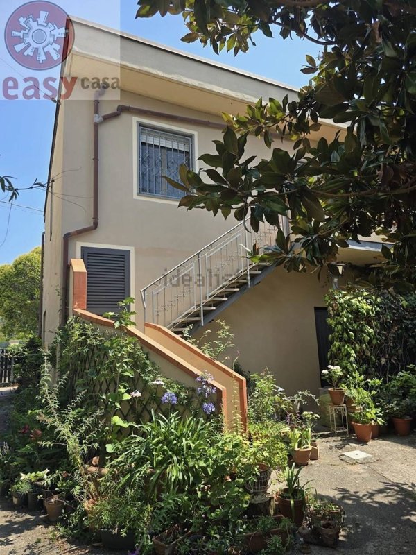 casa indipendente in vendita a Massarosa in zona Quiesa