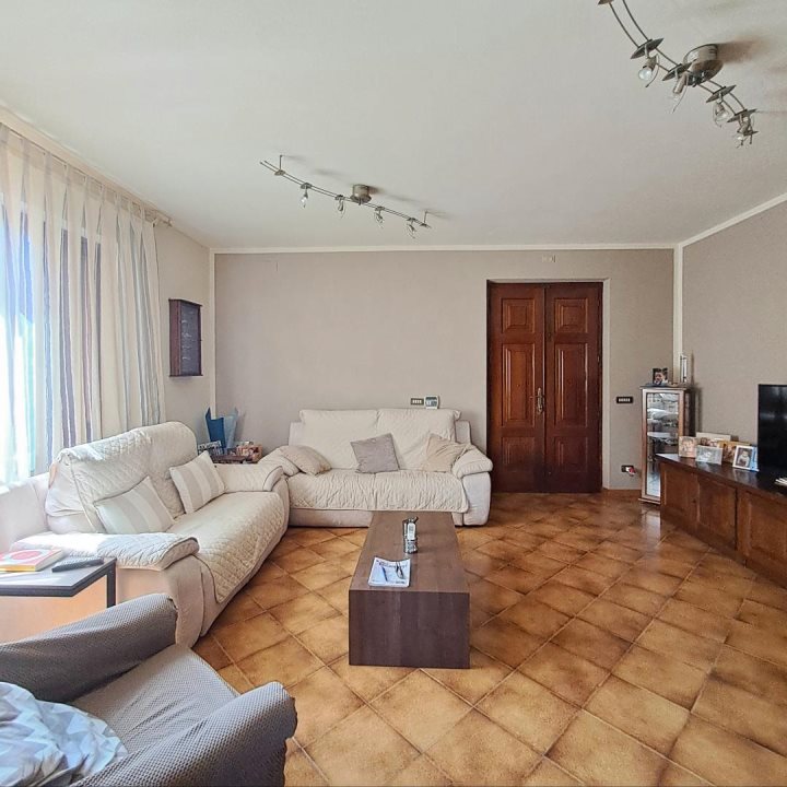 casa indipendente in vendita a Massarosa in zona Bozzano