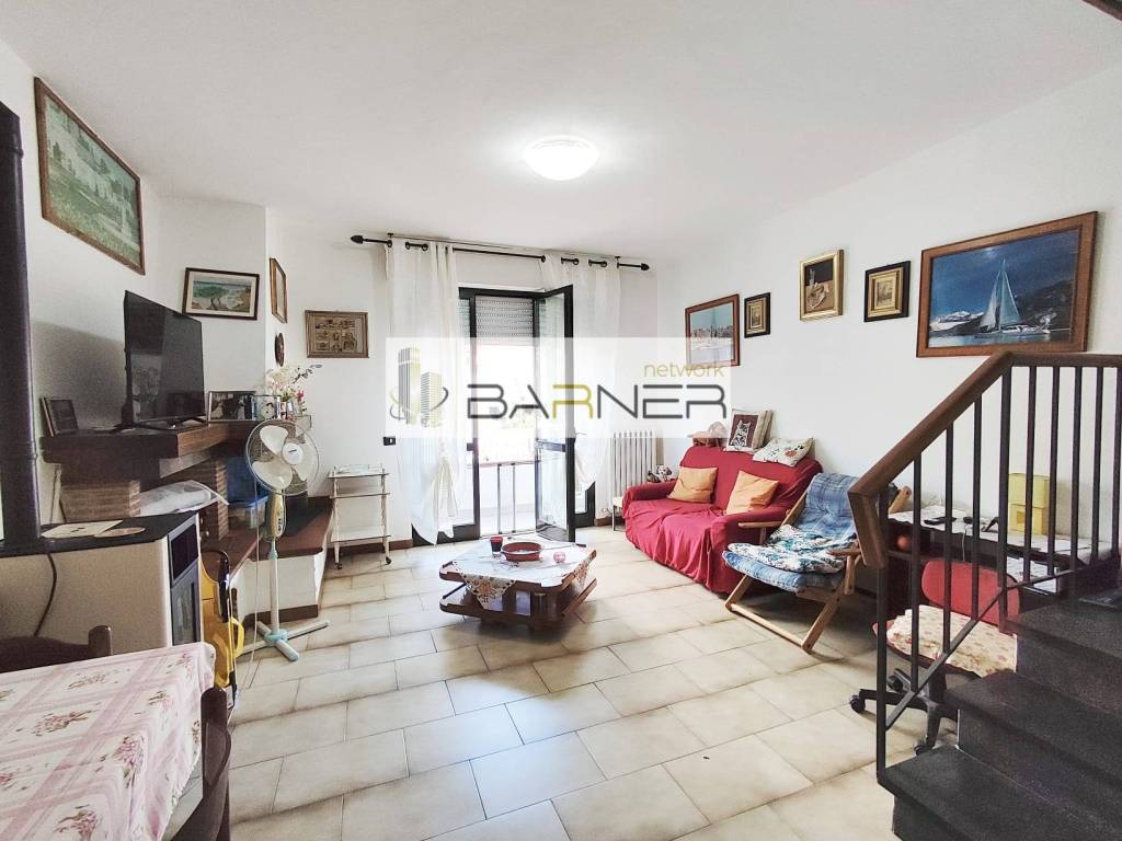 casa indipendente in vendita a Massarosa in zona Piano di Conca
