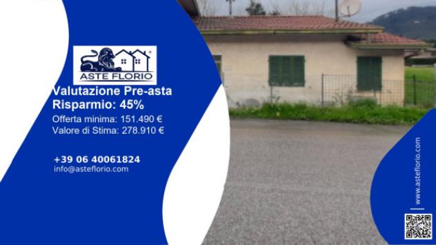 casa indipendente in vendita a Massarosa in zona Stiava