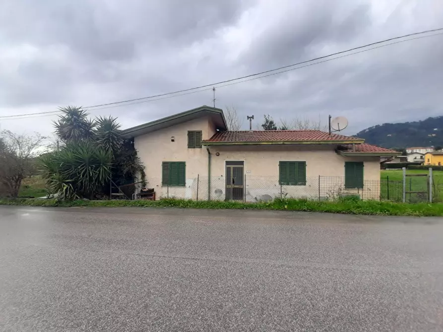 casa indipendente in vendita a Massarosa in zona Stiava