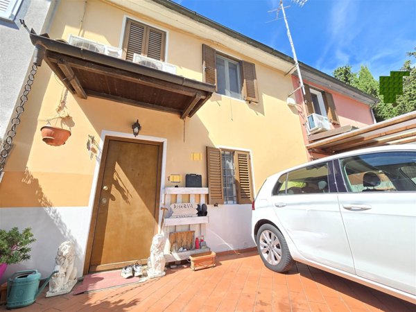 casa indipendente in vendita a Massarosa