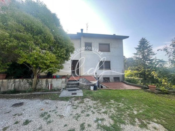 casa indipendente in vendita a Massarosa in zona Pieve a Elici