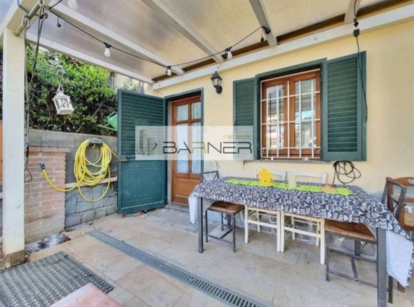 casa indipendente in vendita a Massarosa in zona Stiava
