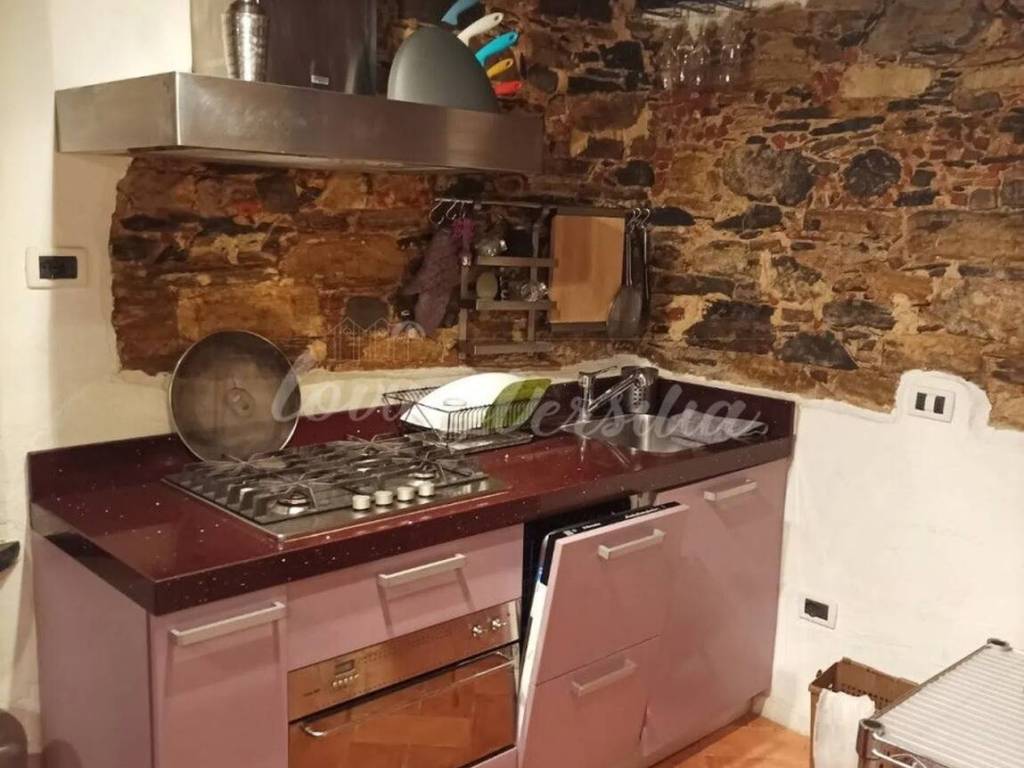 casa indipendente in vendita a Massarosa