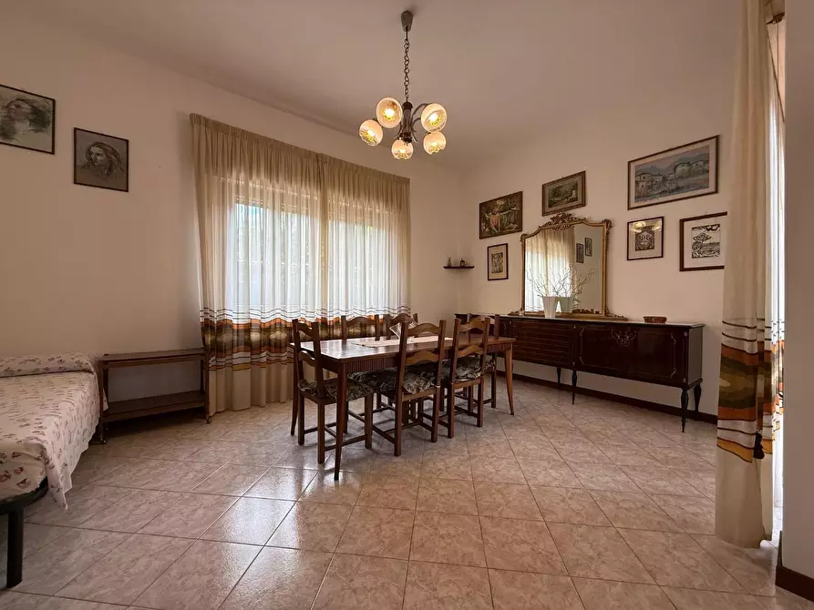 casa indipendente in vendita a Massarosa in zona Mommio