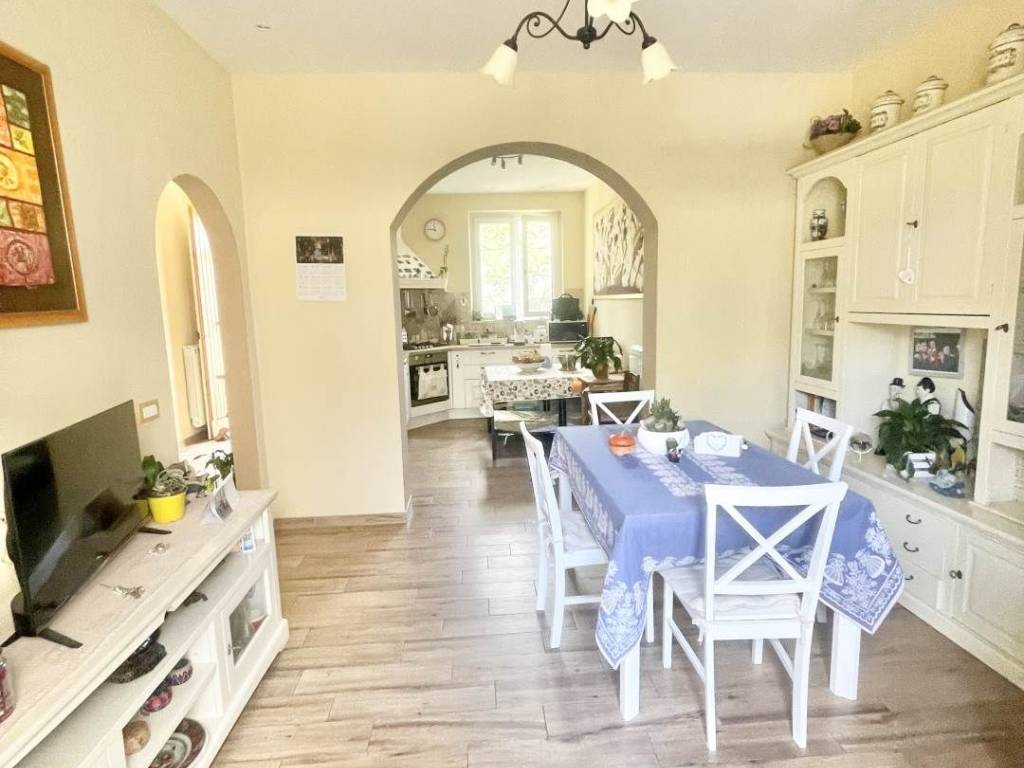 casa indipendente in vendita a Massarosa in zona Piano di Conca