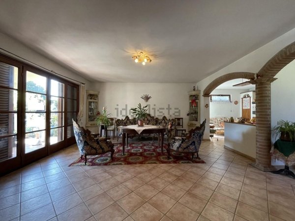 casa indipendente in vendita a Massarosa in zona Bozzano