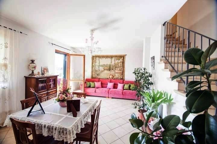 casa indipendente in vendita a Massarosa in zona Quiesa