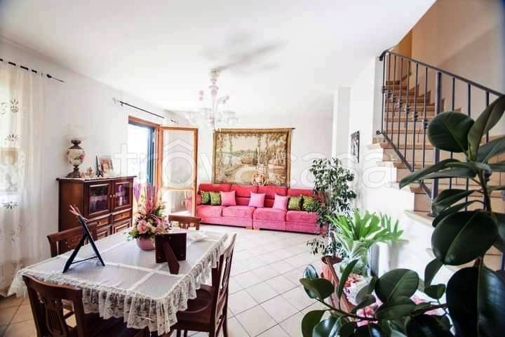 casa indipendente in vendita a Massarosa in zona Quiesa