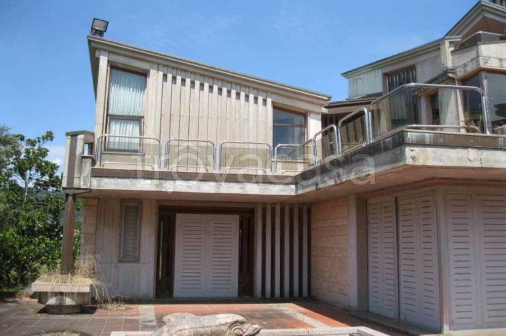 casa indipendente in vendita a Massarosa