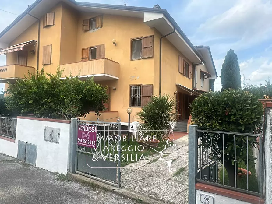 casa indipendente in vendita a Massarosa