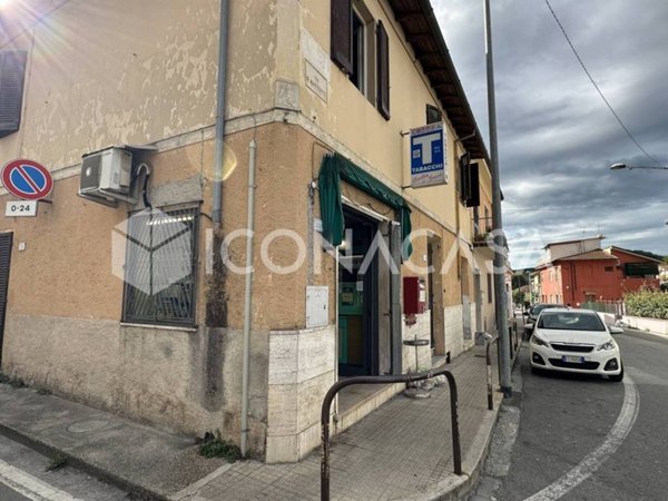 negozio in vendita a Massarosa in zona Stiava