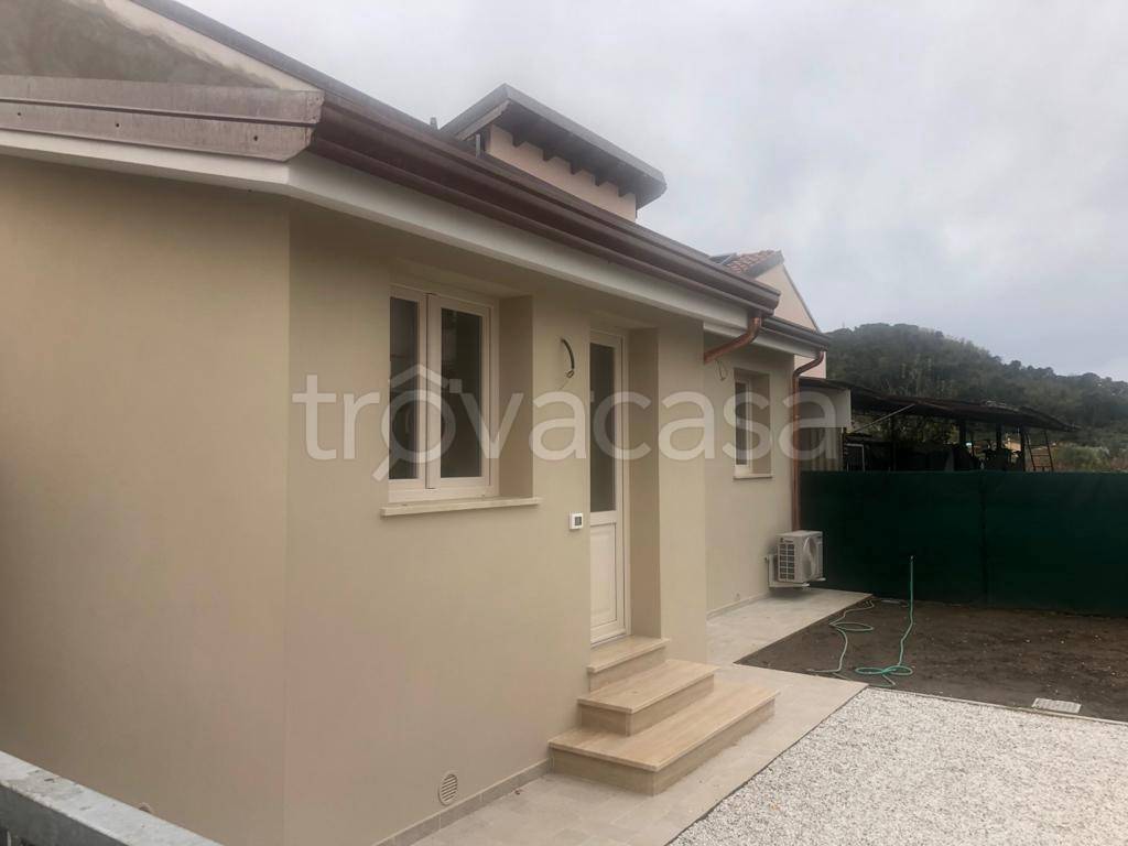 casa indipendente in vendita a Massarosa in zona Stiava