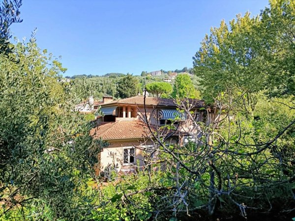 casa indipendente in vendita a Massarosa in zona Bargecchia