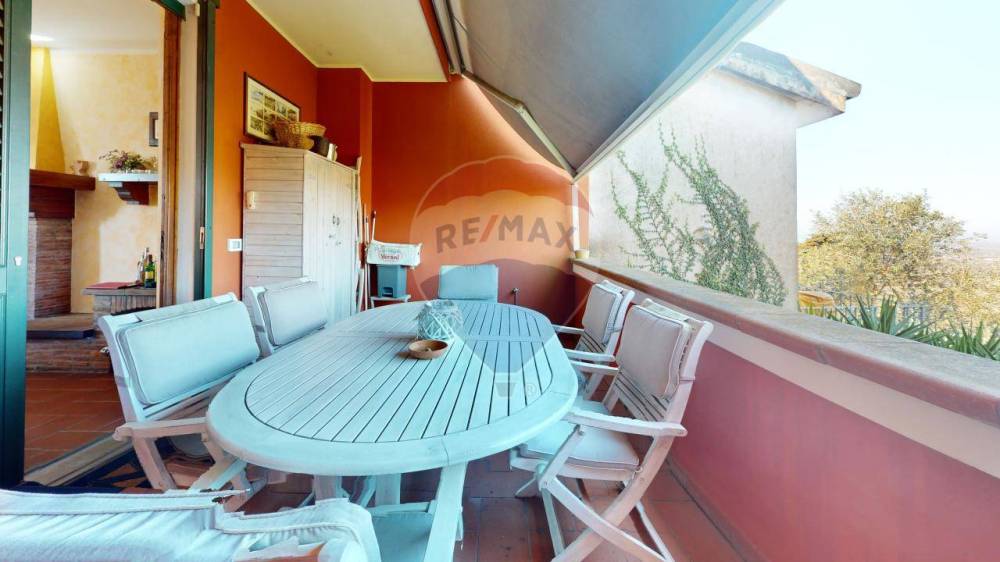 casa indipendente in vendita a Massarosa in zona Corsanico