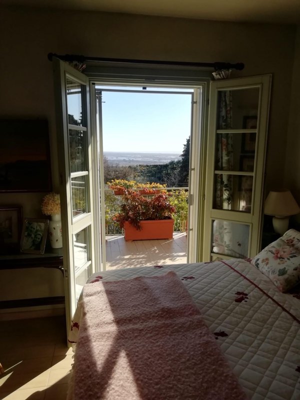 casa indipendente in vendita a Massarosa in zona Corsanico