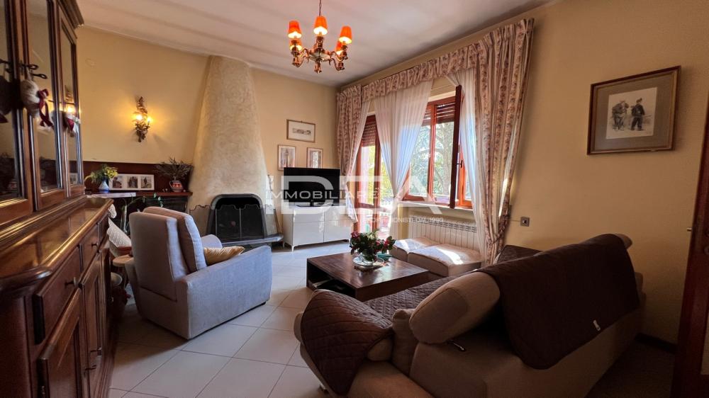 casa indipendente in vendita a Massarosa