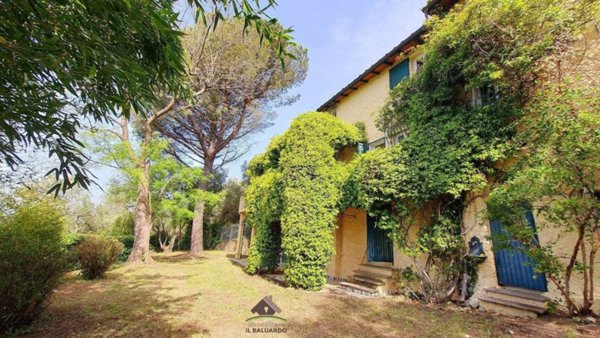 casa indipendente in vendita a Massarosa in zona Massaciuccoli