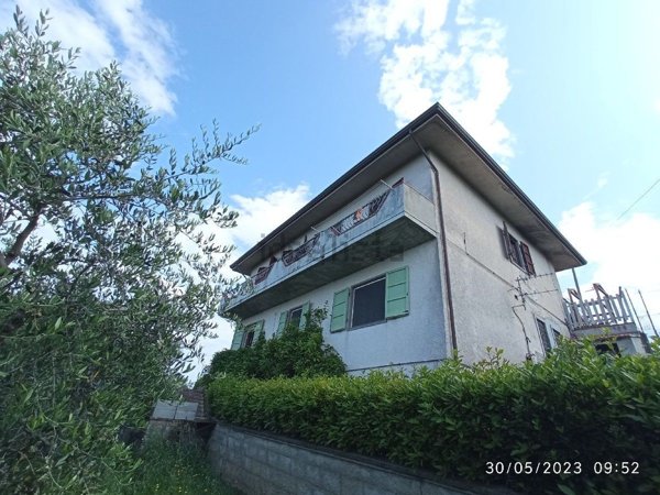 casa indipendente in vendita a Massarosa
