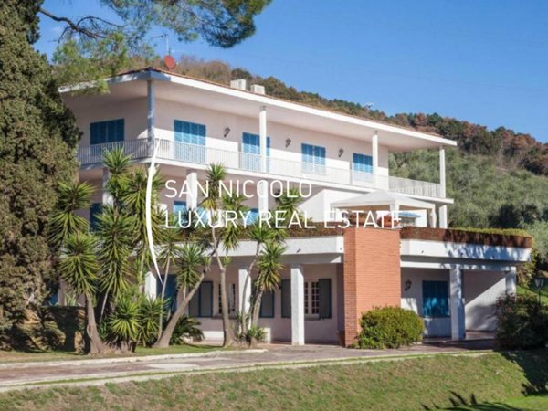 casa indipendente in vendita a Massarosa in zona Massaciuccoli