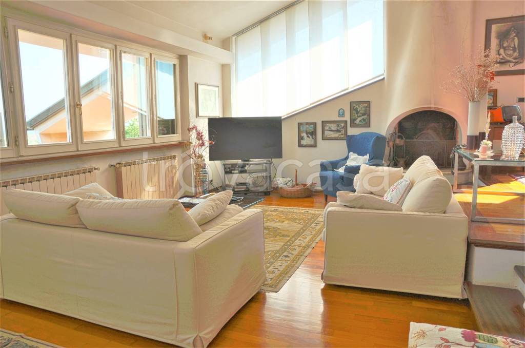 casa indipendente in vendita a Massarosa