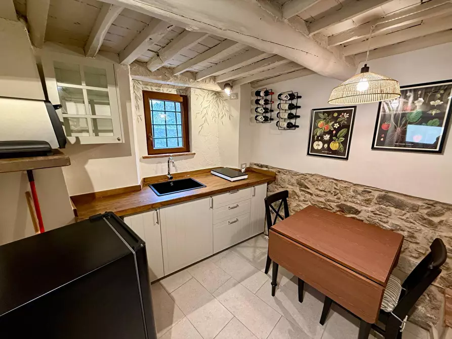 casa indipendente in vendita a Massarosa in zona Corsanico