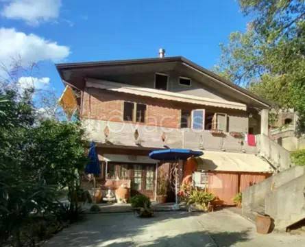 appartamento in vendita a Massarosa in zona Stiava