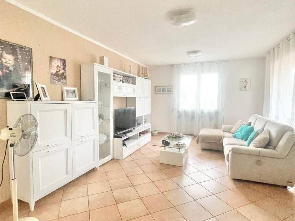 casa indipendente in vendita a Massarosa in zona Stiava