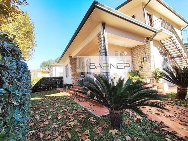 appartamento in vendita a Massarosa in zona Bozzano