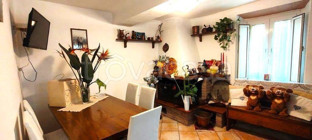 casa indipendente in vendita a Massarosa in zona Piano di Mommio