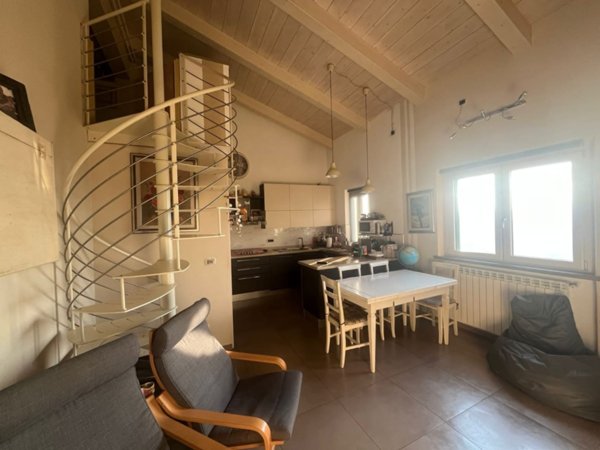 casa indipendente in vendita a Massarosa in zona Corsanico