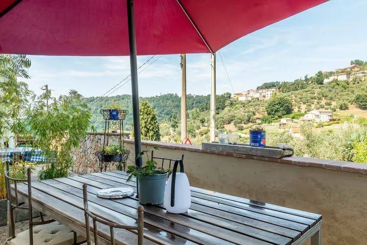 casa indipendente in vendita a Massarosa in zona Corsanico