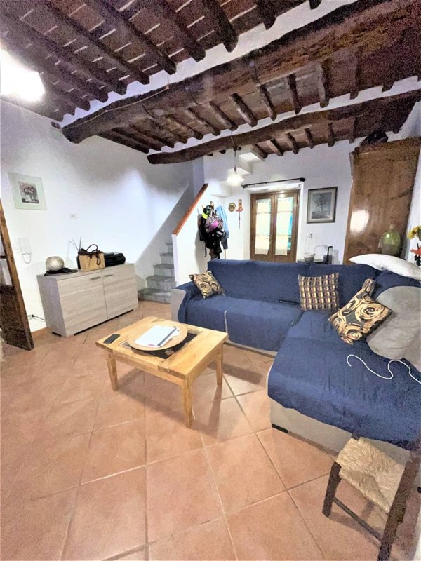 casa indipendente in vendita a Massarosa